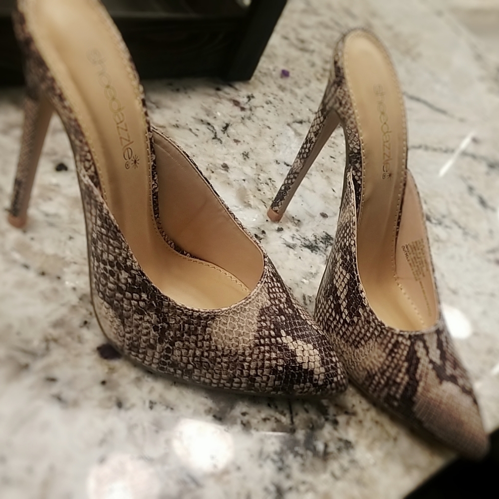 New shoes snake print